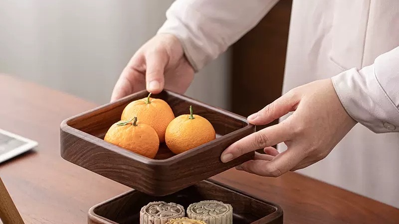 Walnut-look divided snack box display